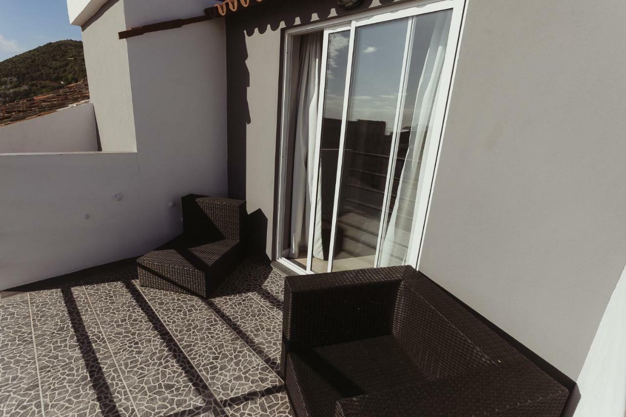 Brivaldo Guest House Ангра-ду-Эроижму Экстерьер фото