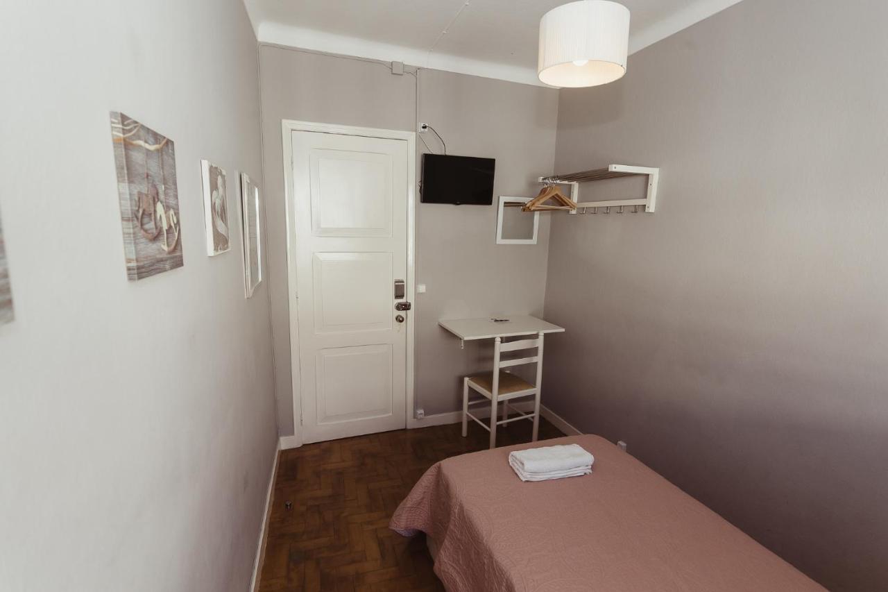 Brivaldo Guest House Ангра-ду-Эроижму Экстерьер фото